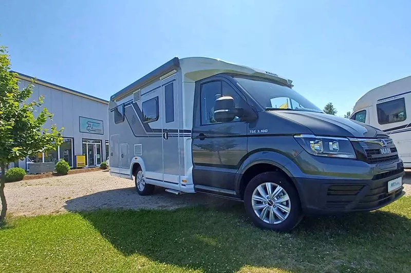 Mart Reisemobile - Vermietung von Wohnwagen und Reisemobilen Mart Reisemobile - Vermietung von Wohnwagen und Reisemobilen